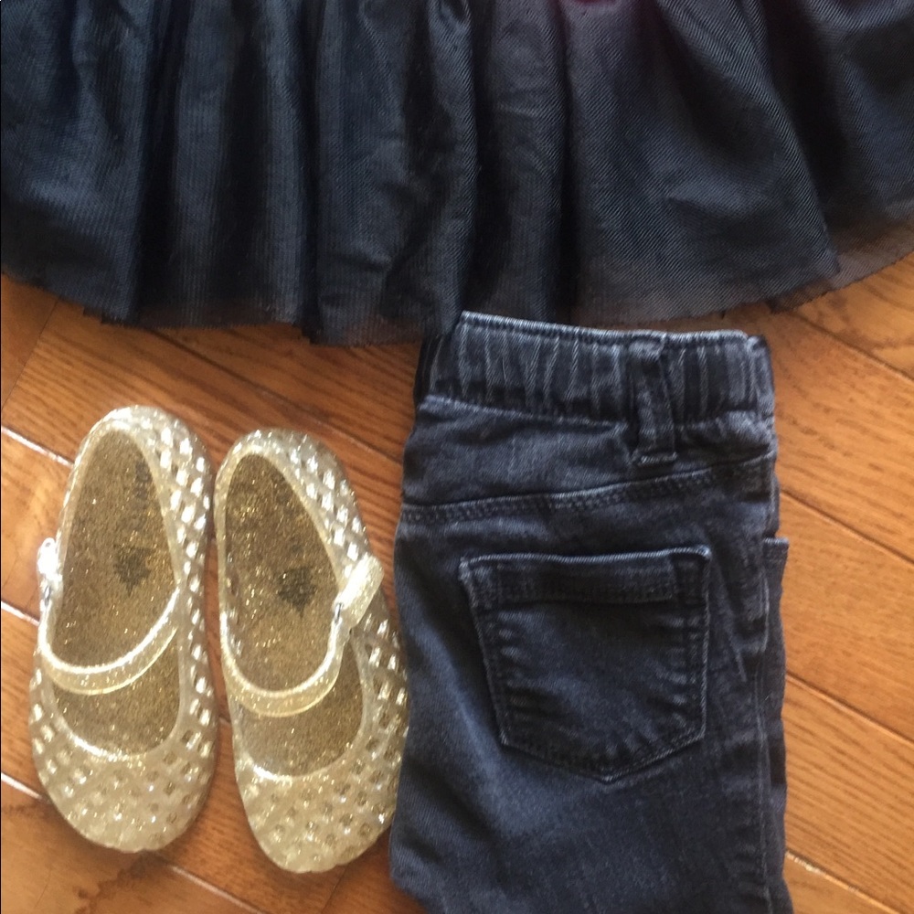 🚫SOLD🚫 2TFaded black skinny jeans